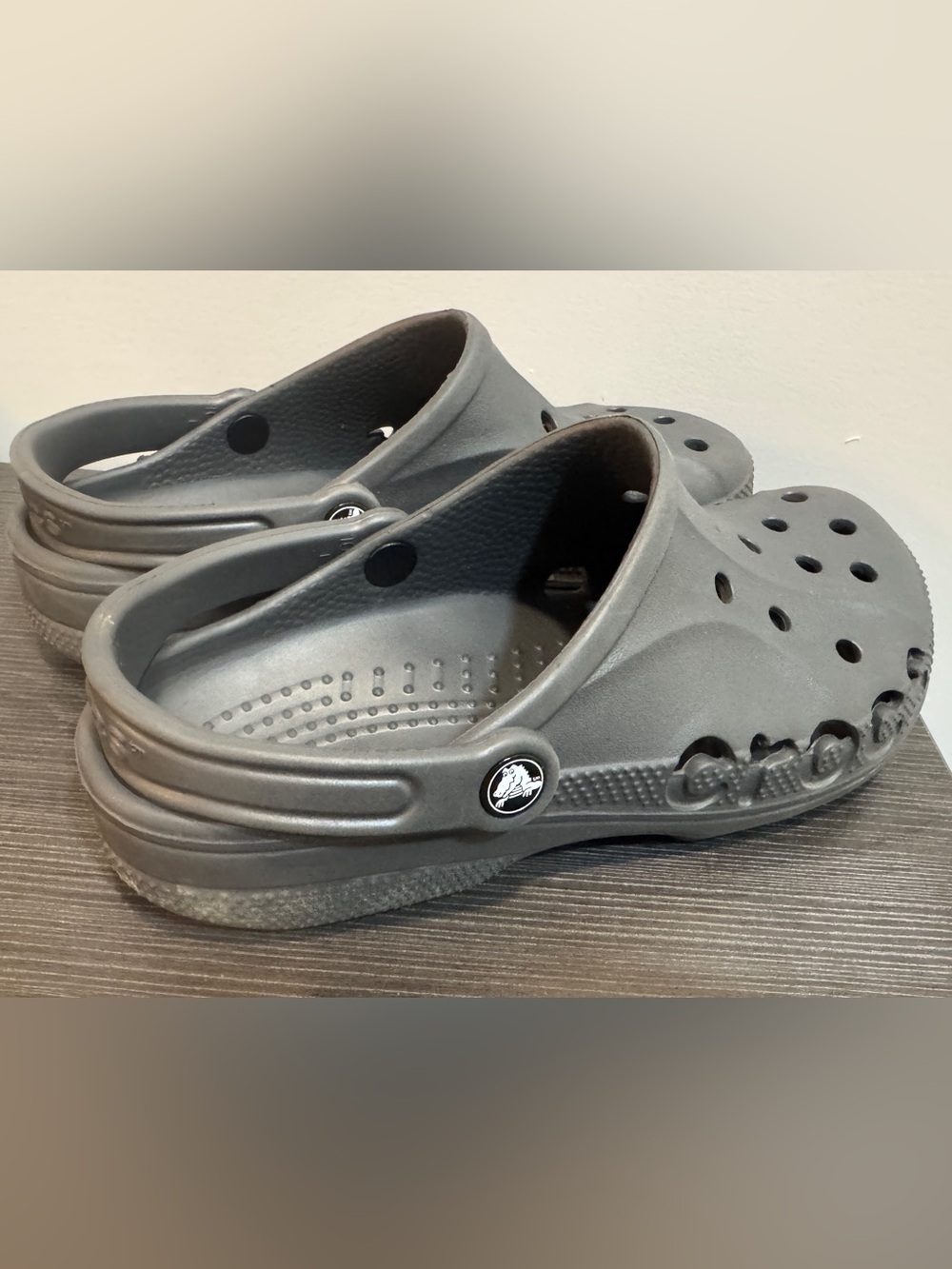 Adult Unisex CROCS Classic Clog in Black Womens Sz 9 Mens Sz 7 - Picture 3 of 8